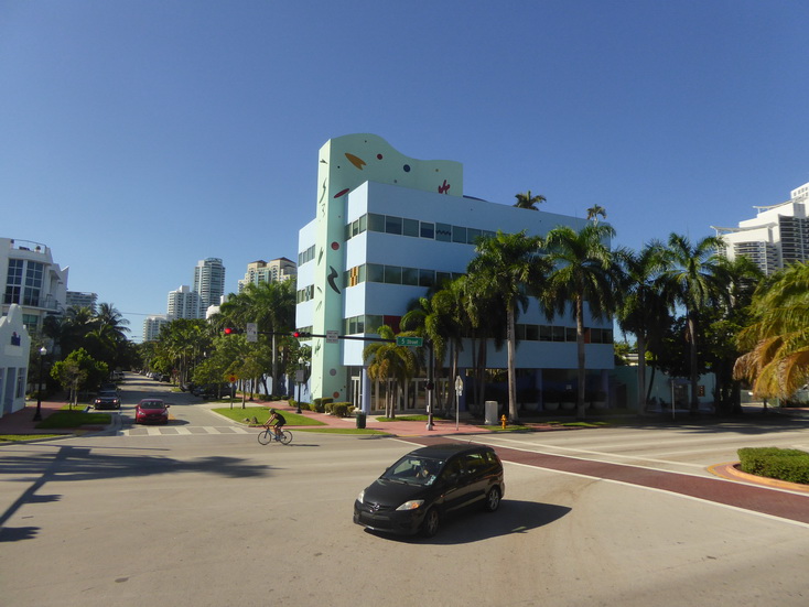 Miami South Washington AV Venetian Pool