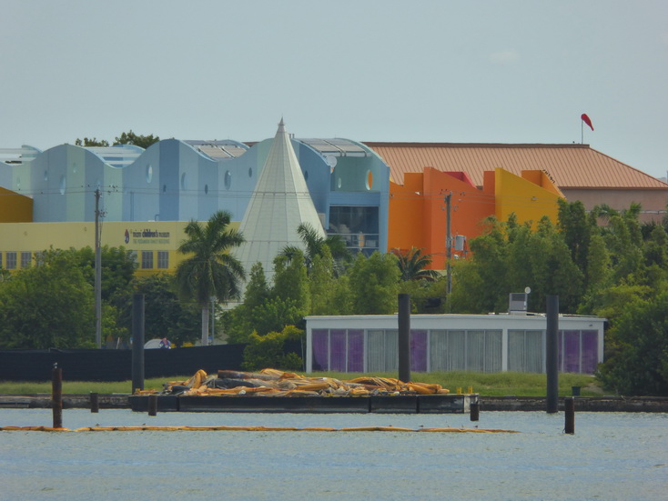 Miami South Washington AV Venetian Pool