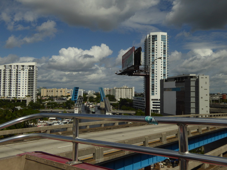 Miami South Washington AV Venetian Pool