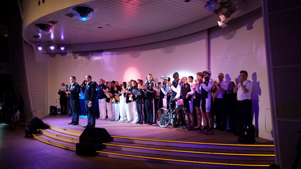 Aidastars Aida Stars Show let me entertain youAidastars Aida Stars Show let me entertain you