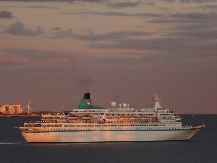 Boston Ships Boston HarbourBoston Ships Boston Harbour