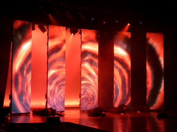 Aidastars Aida Stars Show let me entertain youAidastars Aida Stars Show let me entertain you