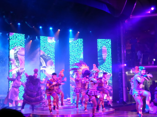 Aidastars Aida Stars Show let me entertain youAidastars Aida Stars Show let me entertain you