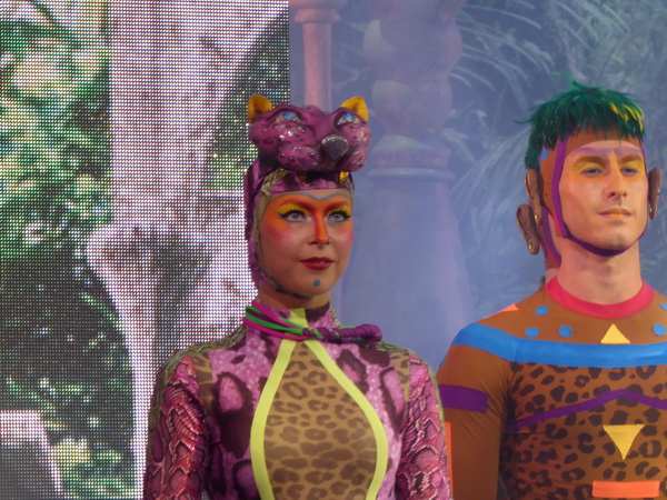 Aidastars Aida Stars Show let me entertain youAidastars Aida Stars Show let me entertain you