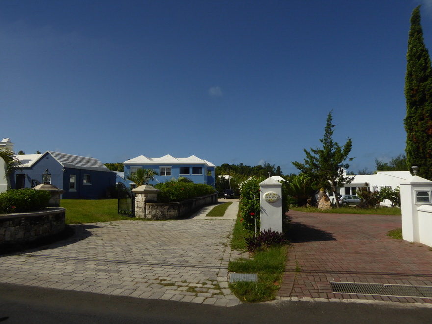 Hamilton Bermuda Houses Hamilton Bermuda Houses + Boats