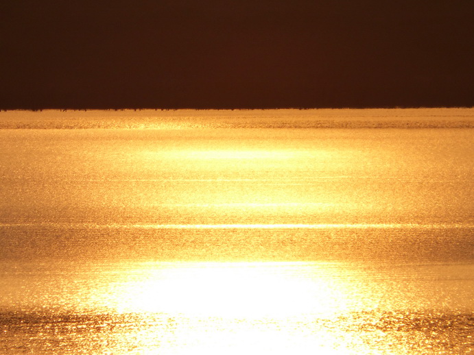 Kenia Lake Baringo Island Camp sundowner with Gin