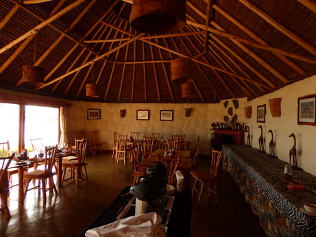 Sunbird Lodge Lake Elementaita Kenia Dining RooM