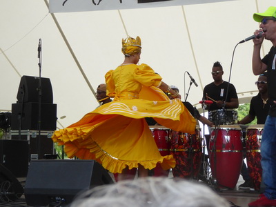 Osian Del Monte  Cuba spirtitual Street Dancing Musik Osian Del Monte  Cuba spirtitual Street Dancing Musik 