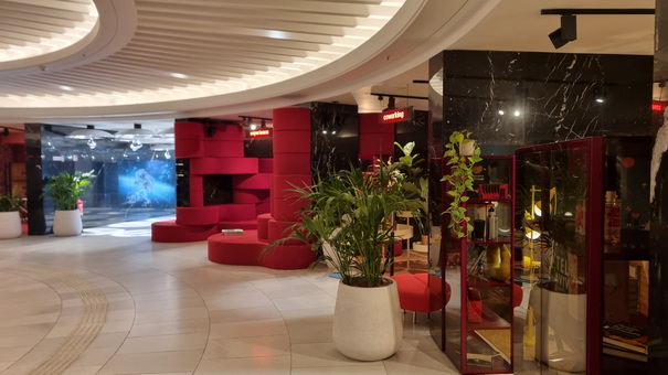 The Circle 25hours Hotel